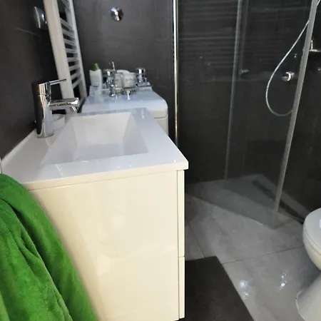 Apartman Helen *